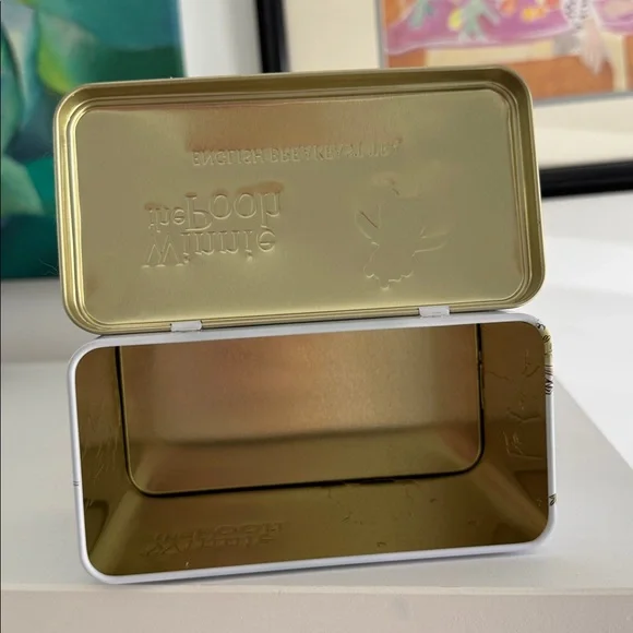 Disney Winnie the Pooh Honey Tea Tin with 40 English Breakfast Tea Bags - Picture 7 of 10